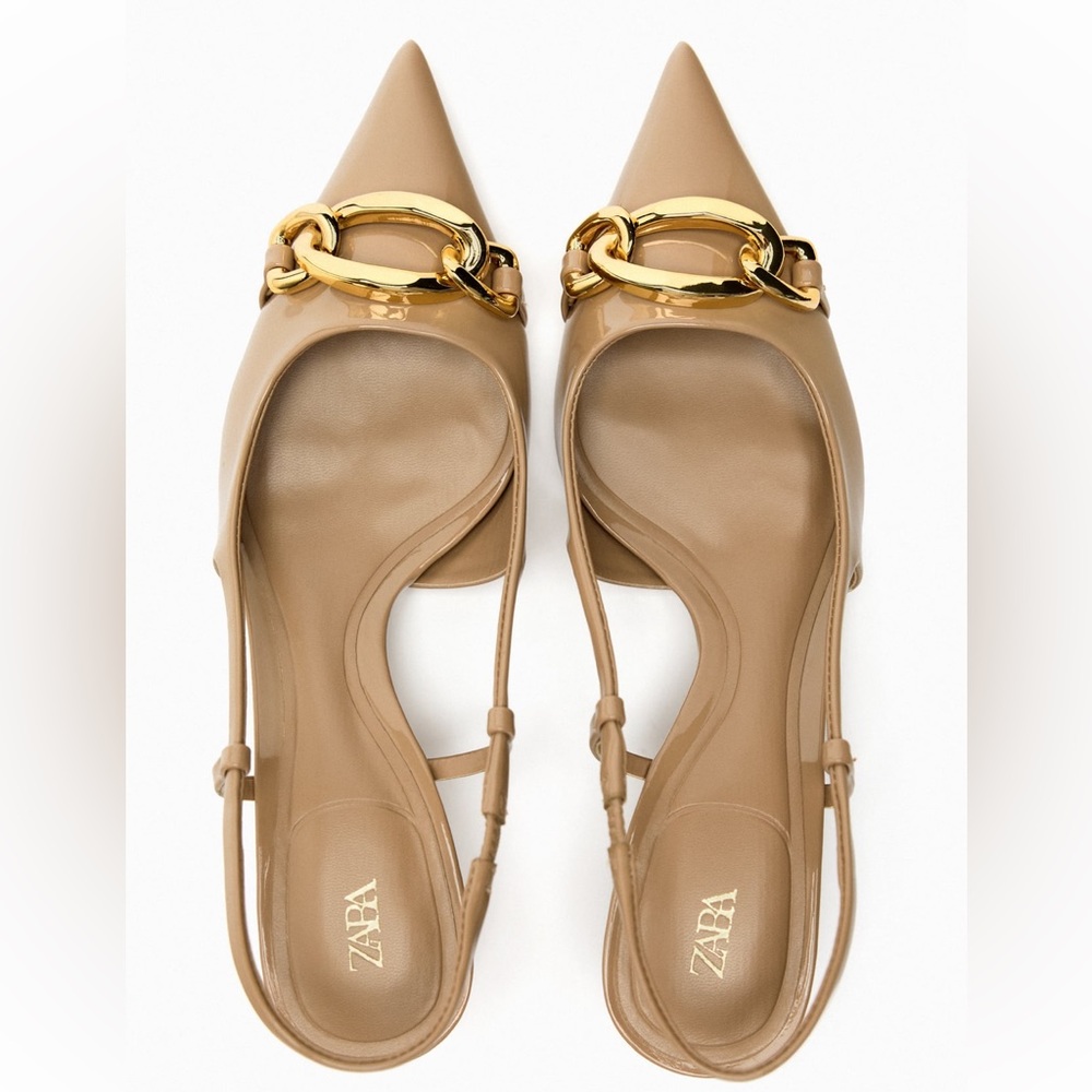 Slingback kitten heels